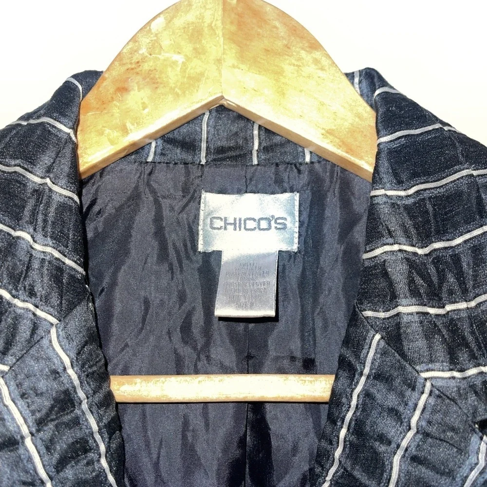 Chicos Size 1 Blazer Black White Pinstripe Linen Blend Jacket Womens - Picture 2 of 8